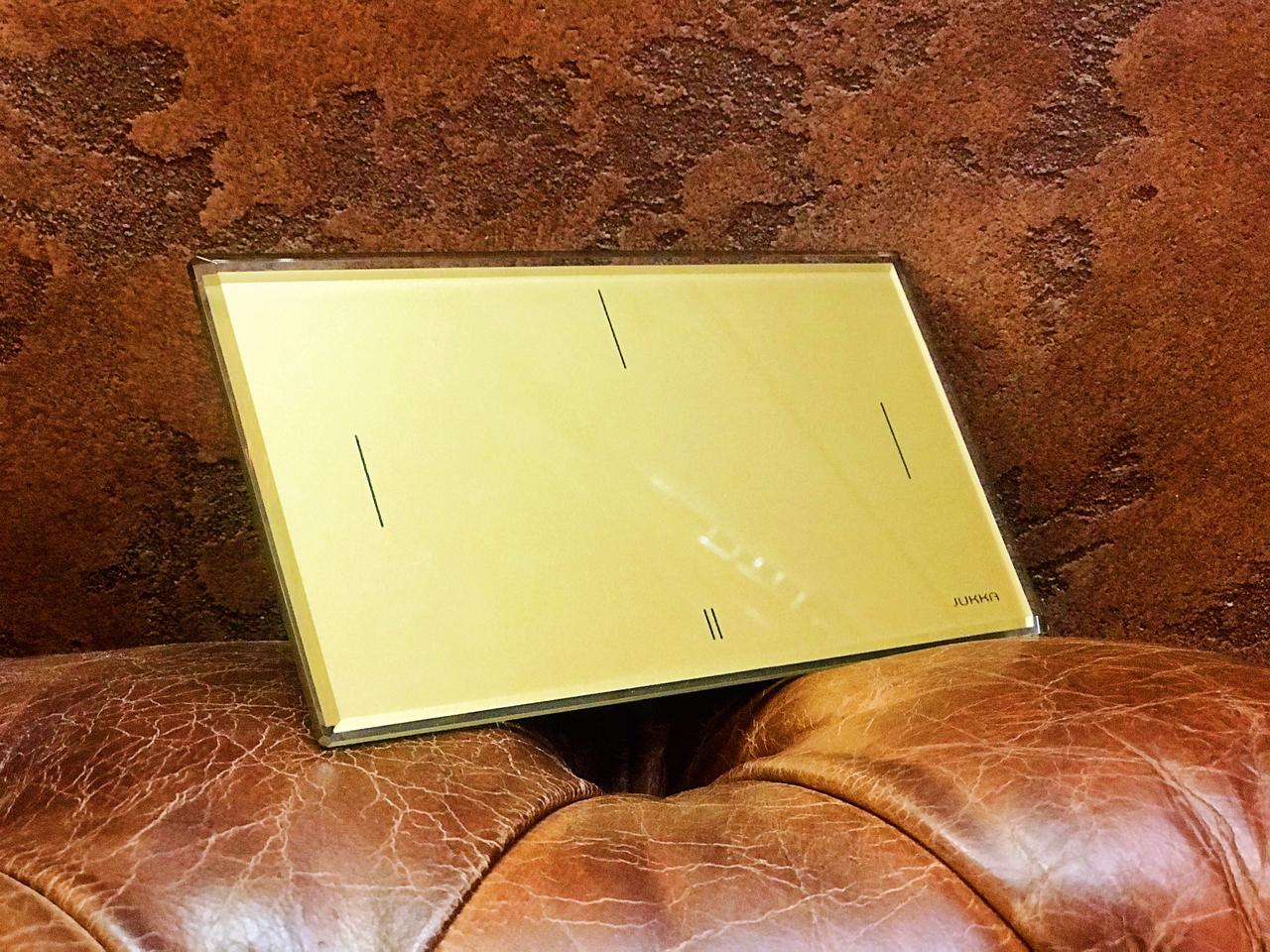 Сенсорный выключатель из стекла JUKKA золотой