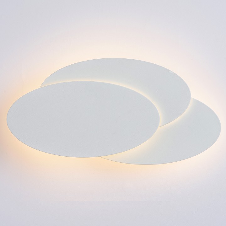 Накладной настенный светильник Arte Lamp Trio A1719AP-1WH