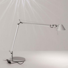Настольный светильник Artemide TOLOMEO MIDI LED A015100+A003900