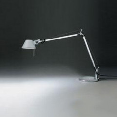 Настольный светильник Artemide TOLOMEO MINI A005910+A008600