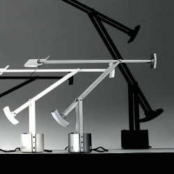 Настольный светильник Artemide TIZIO MICRO A008300