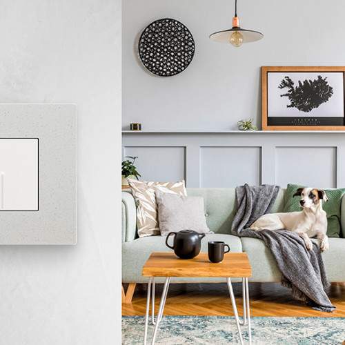 Дизайнерские выключатели Bticino Light Now