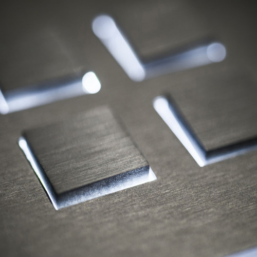 Дизайнерские выключатели Lithoss Illume