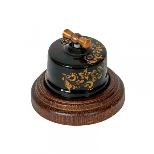 Ретро выключатели и розетки с золотым орнаментом Salvador