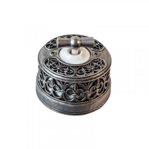 Серебряные ретро выключатели и розетки Salvador