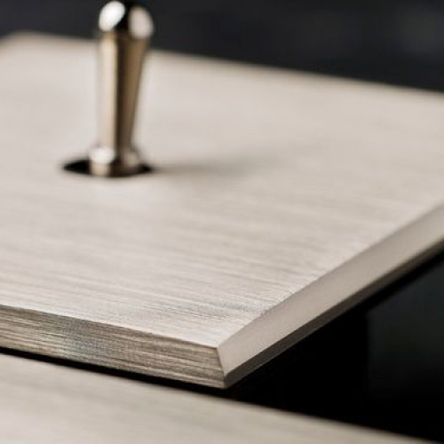 Дизайнерские выключатели Modelec Confidence