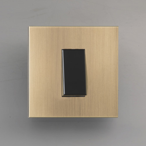 Выключатели Luxonov PARIS с клавишей