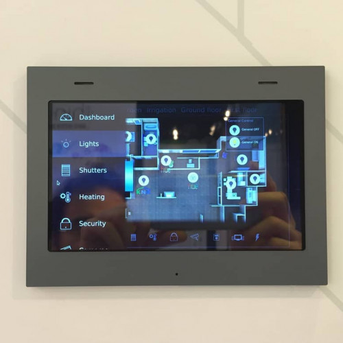 ThinKnx Сенсорный сервер Envision 7