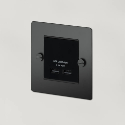 Buster & Punch ЗАРЯДНОЕ УСТРОЙСТВО USB 1G