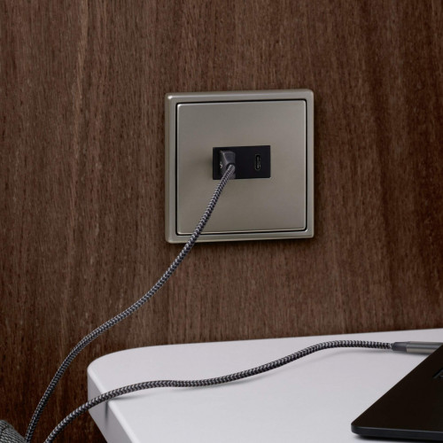 Дизайнерские выключатели JUNG LS 990