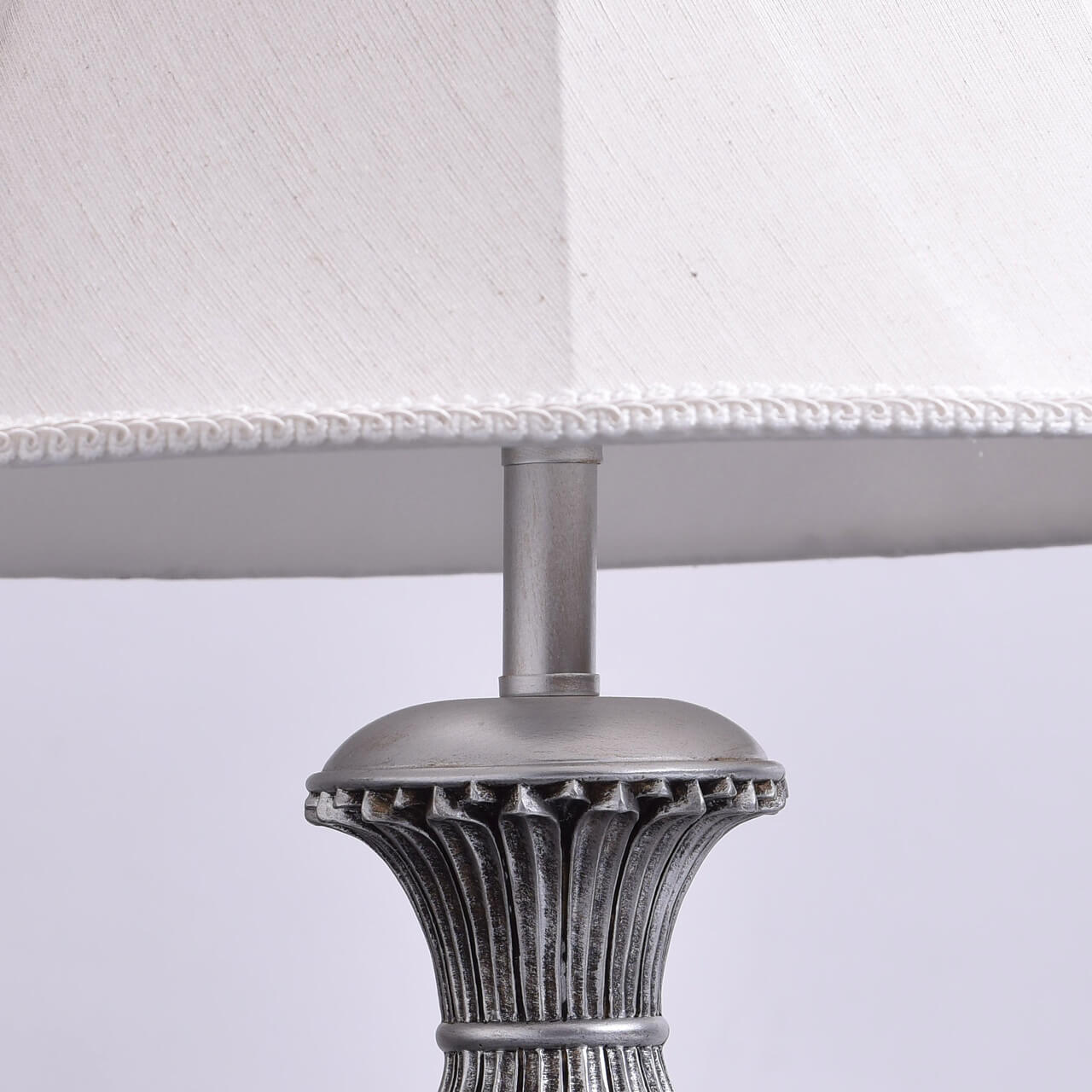 Настольная лампа декоративная Chiaro Версаче 254031101. Фотография №6