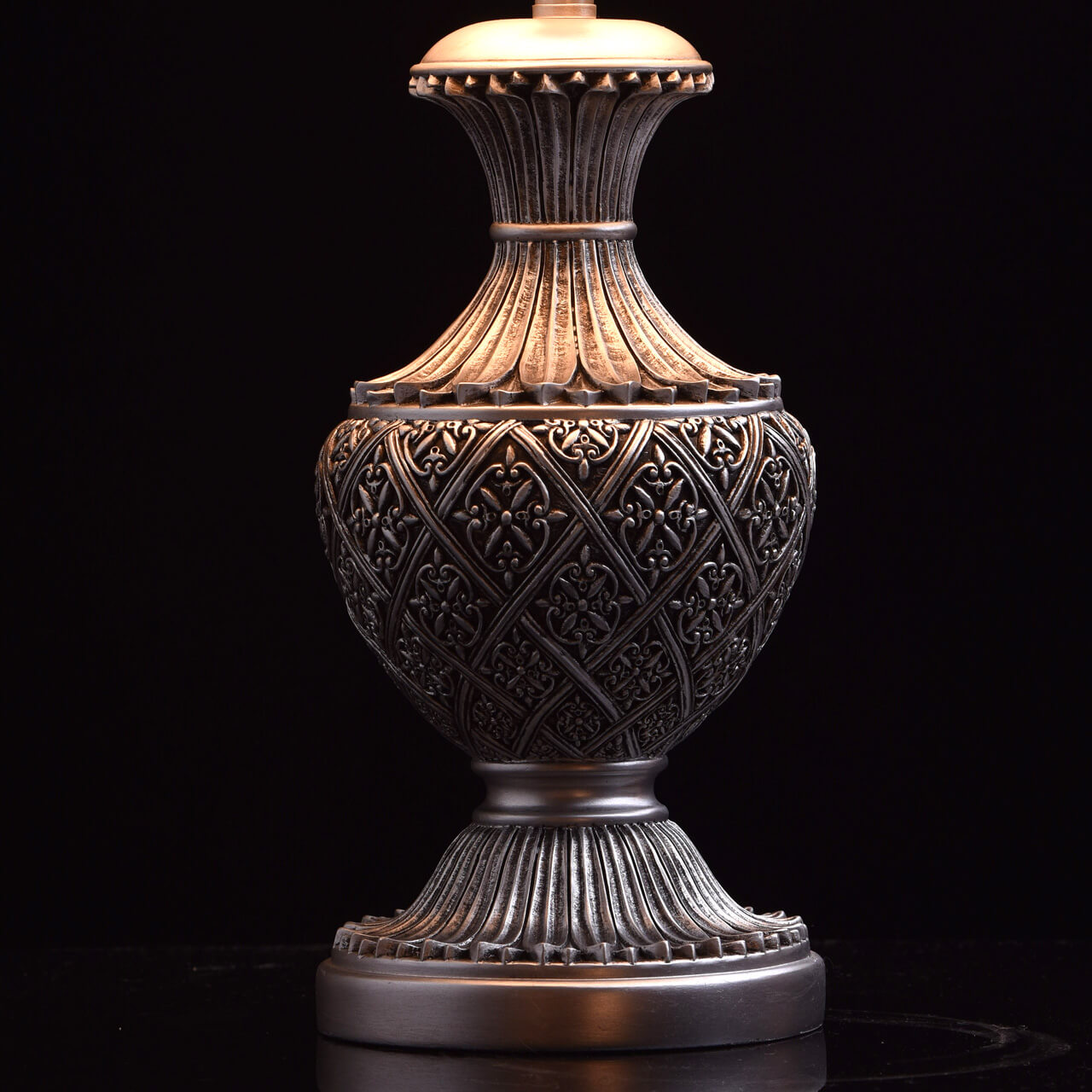 Настольная лампа декоративная Chiaro Версаче 254031101. Фотография №5